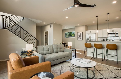 Raynolds Addition Condo | Brand New Stylish Condo Close to Old Town and Downtown