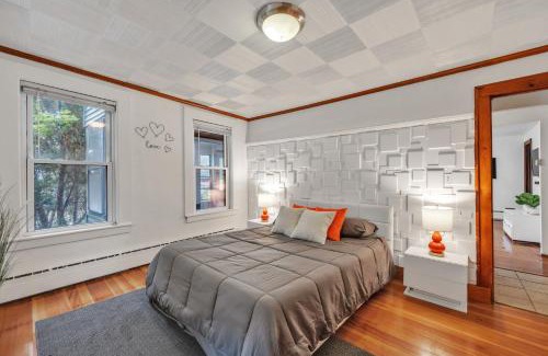 Northampton Apartment | Brand New Stylish Noho Apartment