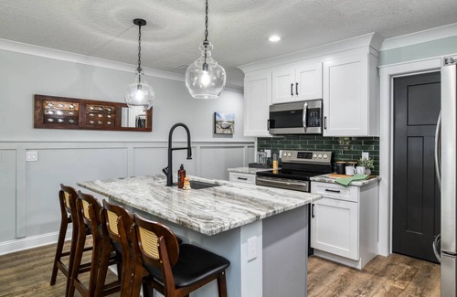 Lincolnville House | Brand New! Swim Spa, Fire Pit, Game Room, Downtown Historic District, $300 in Free Tickets!