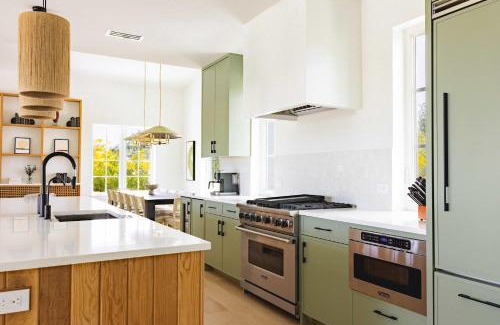 Key West House | Brand New The Greenmoor House with Pool