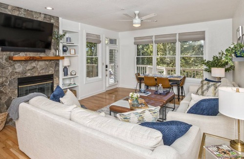 Mountain Air Condo | BRAND NEW TO VRBO~Luxury condo~about 35 minutes from Asheville