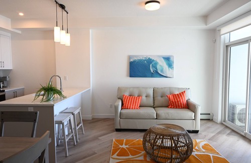 Springbank Hill Condo | Brand new top floor luxury condo with excellent park view and AC in west 17 Ave