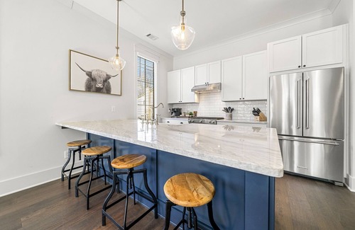 Carrollton House | Brand New Townhome in Carrollton