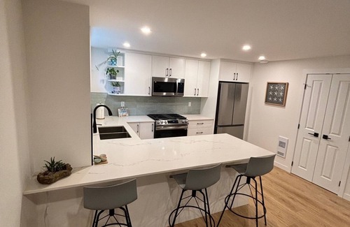 Colwood Condo | Brand new ultra-modern suite in an amazing location close to the beach!