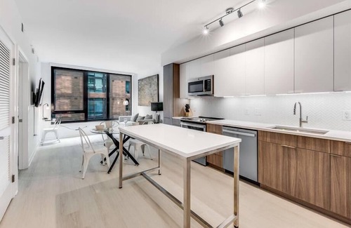 NoMa Apartment | Brand New Upscale 1BR | Lux Amenities | Close to Sights