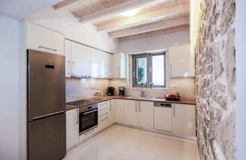 Zerviana Villa | Brand new villa Bonsai, breakfast, amazing sea & sunset view, luxury