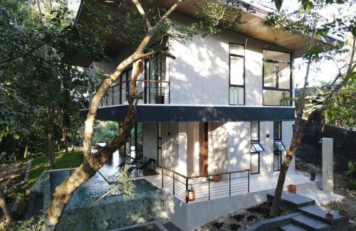 Santiago Villa | Brand New Villa in Playa Hermosa Santa Teresa