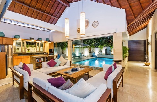 Berawa Villa | Brand New Villa Karang 100 Meters From Beach