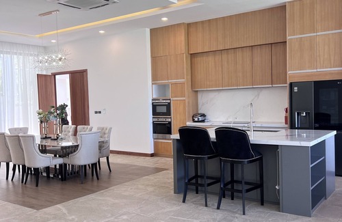 Si Sunthon Villa | Brand New Villa with private pool and Jacuzzi