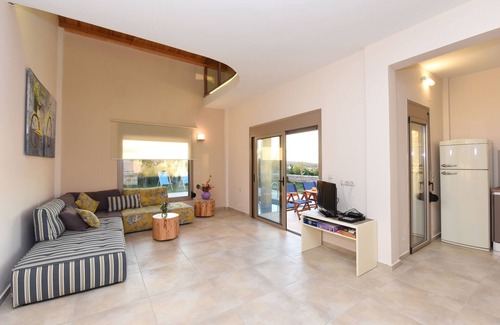 Margarites House | Brand new villas with sea and mountains views!
