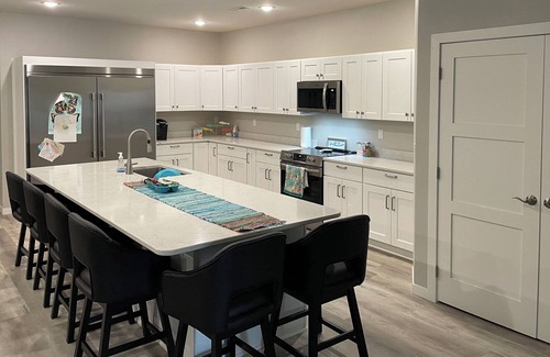 Lake City House | Brand new year-around lake cabin on Clear Lake!