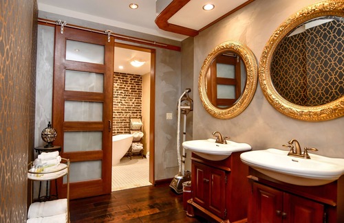 Downtown Hotel | Brand Plaza Hotel