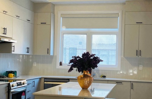 Vaughan House | Brandnew townhouse 3 bedroom 1 den near Canada Wonderland with nice views
