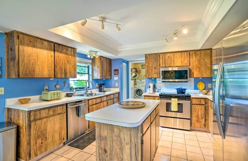 Bloomingdale House | Brandon Vacation Rental Home w/Spacious Yard