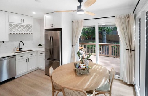 North Raleigh Apartment | Brandyapple Retreat by Rather Properties