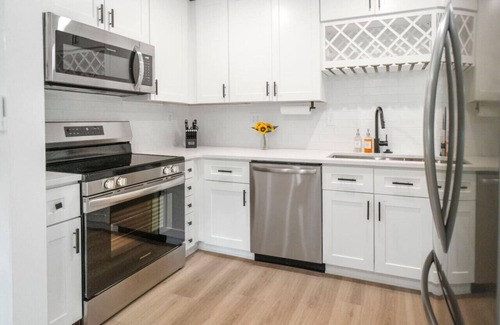 North Raleigh Apartment | Brandyapple Retreat by Rather Properties