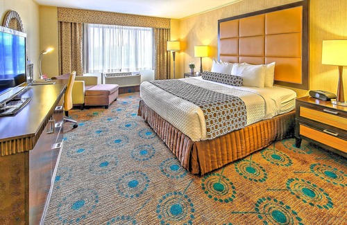 Claymont Hotel | Brandywine Plaza Hotel