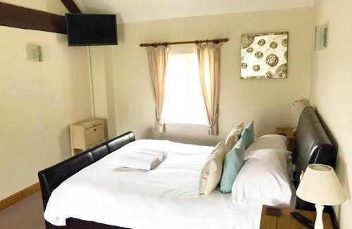 King's Bromley House | Brankley Cottage - E4712