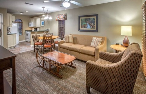 Branson Apartment | BRANSON ATTRACTIONS - 2BD/2BA - FULL KITCHEN