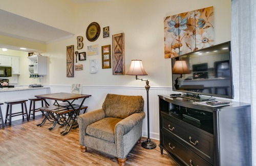 Notch Estates Condo | Branson Condo w/Views - Near Silver Dollar City!