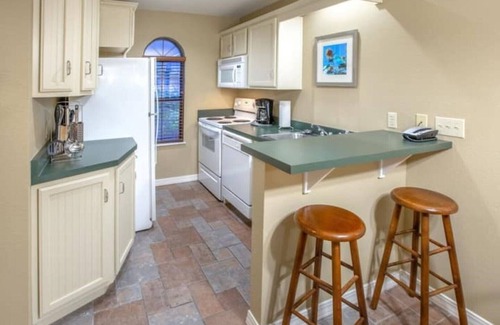 Branson Apartment | BRANSON FUN AND ATTRACTIONS - 2BD/2BA - KITCHEN