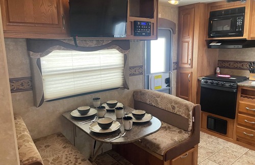 Van Buren House | Branson Glamping All Set Up For You