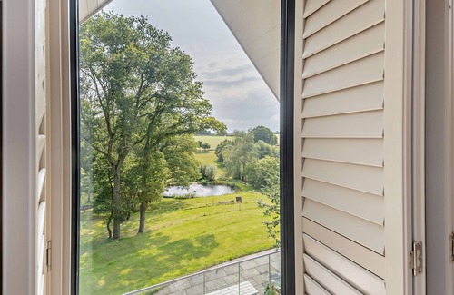 Martlesham Heath House | Branson's Estate - Six Bedroom House, Sleeps 12