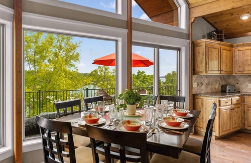 Branson Cabin | Branson Twin Cabin on Table Rock Lake-36- 5 mins to the Strip, This is what you are looking for!