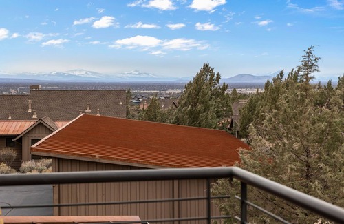 Powell Butte Cabin | Brasada Ranch Luxury Cabin - 3 Beds - Views