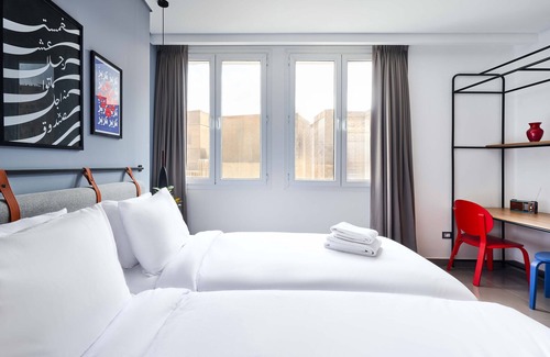 Downtown Cairo Apartment | Brassbell l Contemporary Studio in D-Cairo H-310n