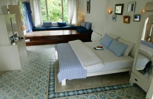 Sam Roi Yot Hotel | Brassiere Beach Resort