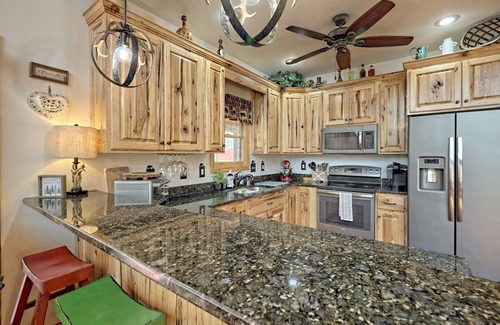 Brasstown House | Brasstown Rustic Retreat w/Hot Tub & Fire Pit