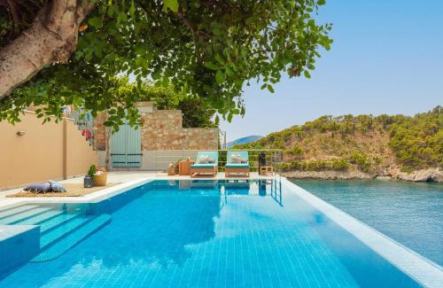 Frourion House | Braunis Horio Villas