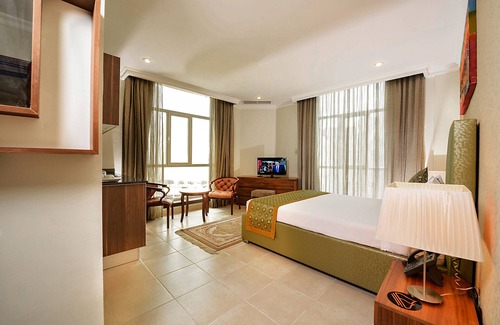 Salmiya Hotel | Bravo Royal Hotel Suite