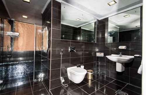 Salmiya Hotel | Bravo Royal Hotel Suite