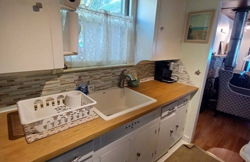 Au Gres House | Brawny Lass - AuGres