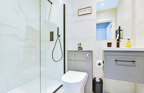Bray on Thames Apartment | Braywick Serviced Apartments by Ferndale Apt 02