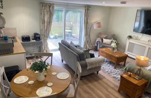 Cardiff House | Breach Lodge