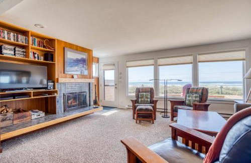 Neskowin House | Breakers Beach House 7 - Meredith Lodging