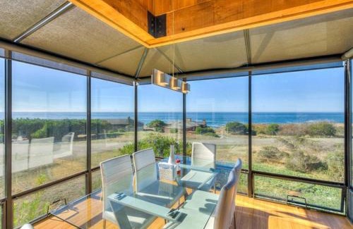 Sea Ranch House | Breakers Retreat