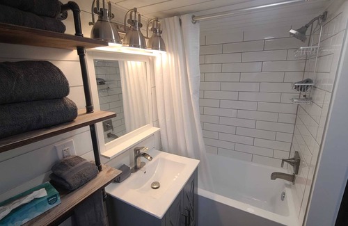 Buckley Apartment | Breakfast at Tiffany’s Tiny Home On The Farm