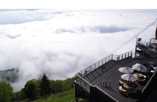 Yamanouchi House | Breakfast included 0 minutes to the slopes 6 mi / Shimotakai Nagano