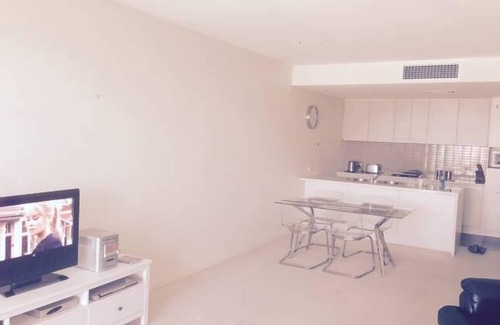 New Port Apartment | Breakwater Apartment