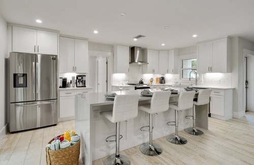 Bradenton House | Breath taking home for the perfect Florida vacation!