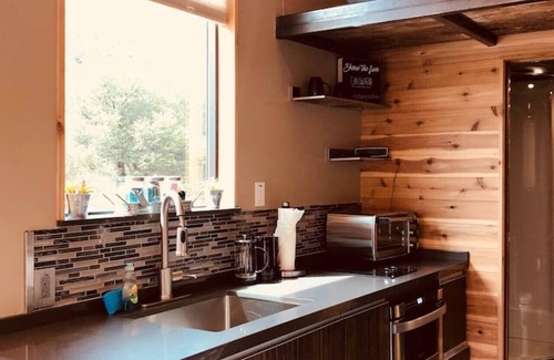 Sedona House | Breathe Cabin w/Red Rock Views+ HotTub + FirePit