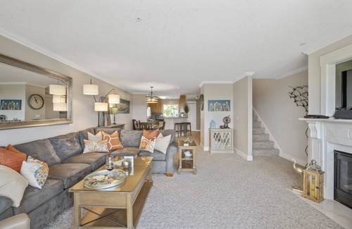 Seaview House | Breathtaking 180° Water Views from Beards Hollow to Long Beach