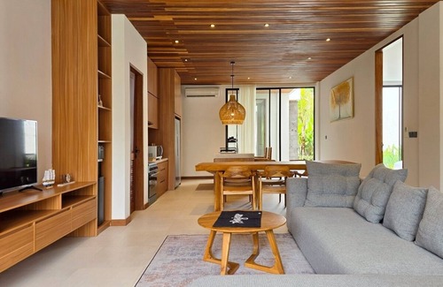 Munggu Villa | Breathtaking, 3 Bedroom Villa near Canggu