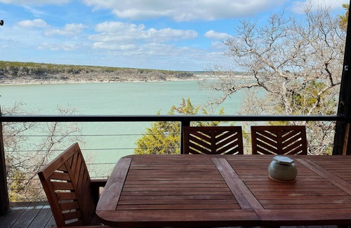 Temple House | Breathtaking Balcony Lakehouse w/ Lake Access | Tranquil | Pet Friendly