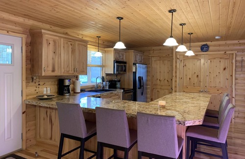Dingle House | Breathtaking Bear Lake Sunset Views