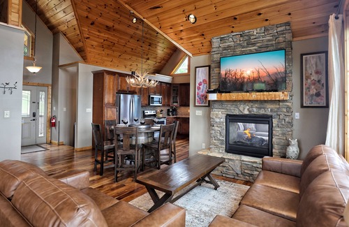 Chalet Village North Cabin | BREATHTAKING Cabin! 4 Decks! UNREAL Views! Game Room! Covered Decks! 5 Fireplace